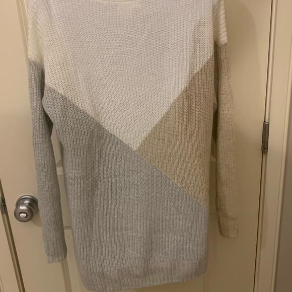 Sweater - Picture 2 of 3